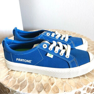 NWT Cariuma x Pantone Blue Sneakers 7